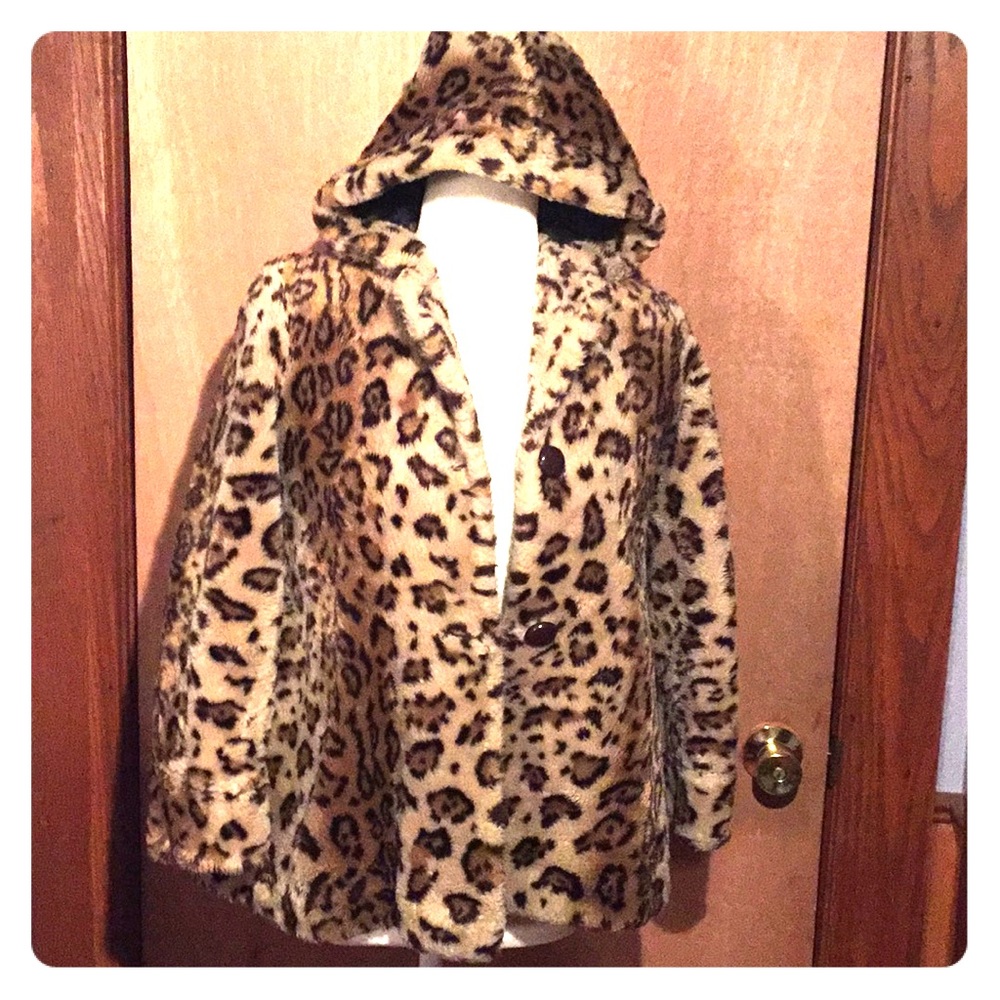 Girls large (10/12 about) leopard print coat